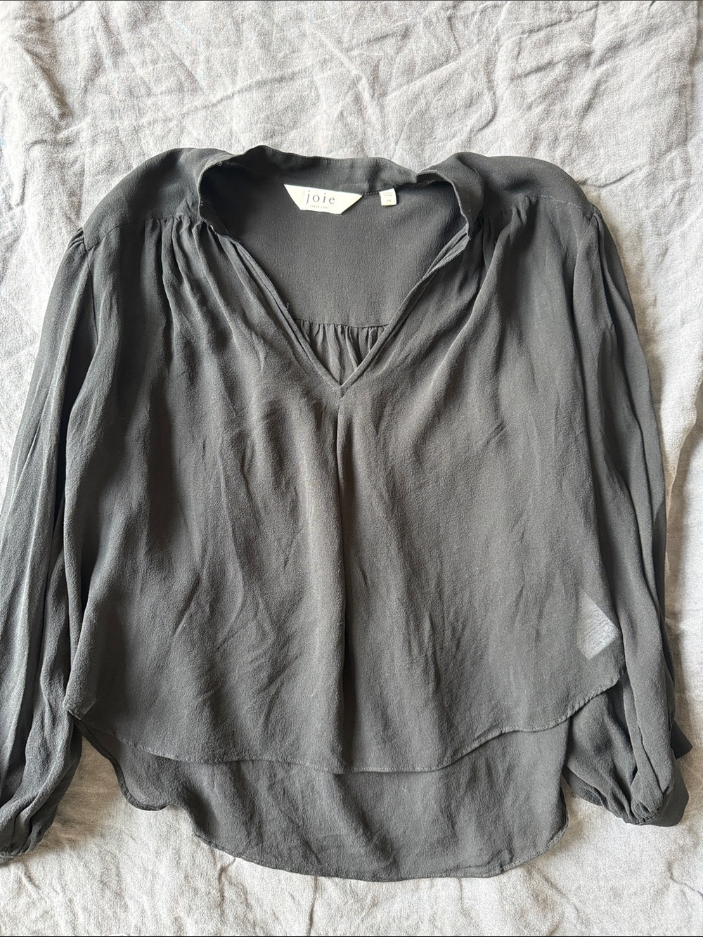 Joie Slate V-Neck Long Sleeve Silk Blouse 100%silk